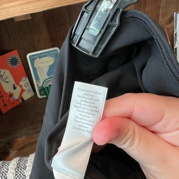 Athleta women’s Stellar Flare Trouser size 4 - Picture 8 of 16